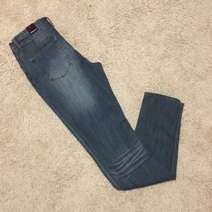 NWT Dollhouse Jeans